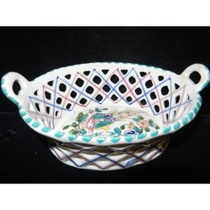 Hand Painted Porcelain Basket White Green Tan Painted Ribs Bird Made in Portugal